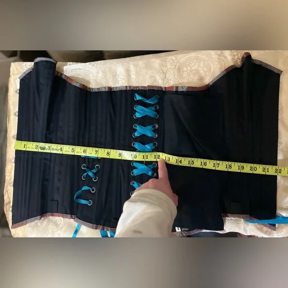 Timeless trends overbust corset 22L steel bones - Picture 7 of 16